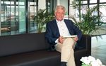 25 Jahre B+M - das Jubil&auml;umsinterview ... mehr dazu auf Seite 4 7 - Baustoff + Metall