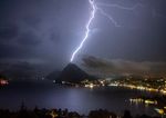 Blitze in der Nacht - marina.ch