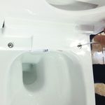 V-Care 1.1 Das preisgekrönte spülrandlose Dusch-WC - VitrA Bad