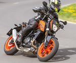 Unter falschem Namen - Motorradfahrer