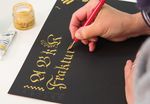 Kreativ-Blog Calligraphy Gouache - Kalligraphie-Schriftzug auf dunklem Grund mit der Calligraphy Gouache - von Agnete Sabbagh - Schmincke