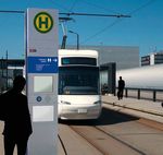 Smart.STELE Modular aufgebaute, digital erweiterbare Haltestellen-Stele - Schilderwerk Beutha