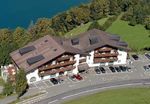 HOTELS 2020 INFORMATIONS-BROSCH&Uuml;RE - Pioneering Plastics - Krauss Maffei