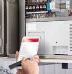 DAS MULTITALENT F&Uuml;R DIE INSTALLATION: DER ESY-PEN - ALL-IN-ONE: Inbetriebnahme Fernsteuerung Lichtmessung Projektverwaltung - Esylux