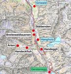 Hochspannungsleitungen und Bahn im Grimsel - Tunnel