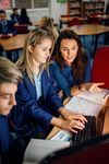 High School - USA - Kanada - Irland - England - Schottland - Frankreich - Spanien - Italien - Niederlande - D&auml;nemark - Finnland - Norwegen ...
