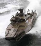 Möglichmacher Amphibische Kampfboote erweitern die maritimen Fähigkeiten Arne Krüger - DMKN