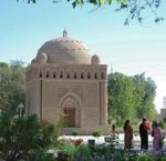 Usbekistan Entlang der legendären Seidenstraße 24. September - 3. Oktober 2021 - Samarkand mit dem berühmten Registan Lebhafte Altstadt von ...