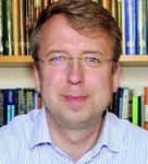 Helminthen ESCCAP-Empfehlungen bei Hund und Katze Prof. Dr. Georg von Samson-Himmelstjerna, Direktor des Instituts für Parasitologie und ...