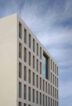 Das Ende verstaubter Amtsstuben - Architekturbetonfassade für das neue Finanzamt in Karlsruhe - Dreßler Bau