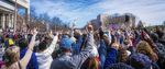Zwischen Trend und Demonstration: Waffen in den USA - kaiserin-friedrich-gymnasium