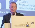 Responsible-Care-Bericht 2016 - Thru.de